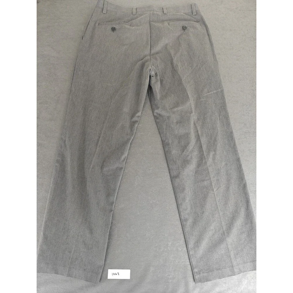 Dockers Classic Fit Gray Dress Pants Men's 35x30 Business Casual Flat Front